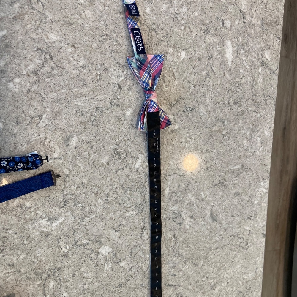 Bow Tie Multi Color - Picture 4 of 4